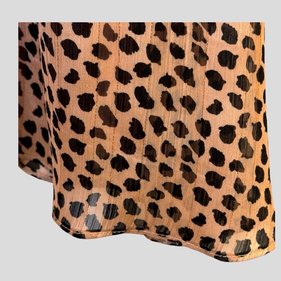 Women’s Dress Size XL Pink Black Metallic Gold Thread Flutter Sleeves Midi - Picture 2 of 12